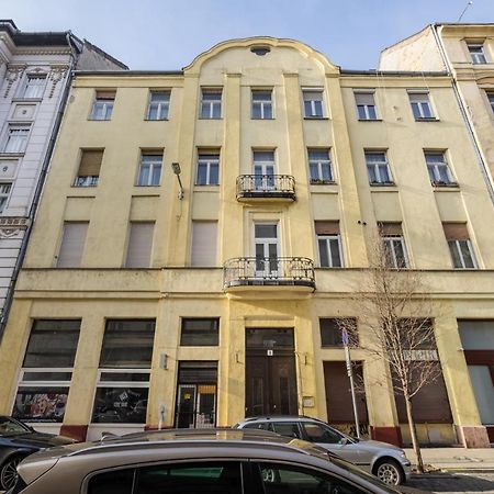 Bpr Simply Azure Apartment Budapest Luaran gambar