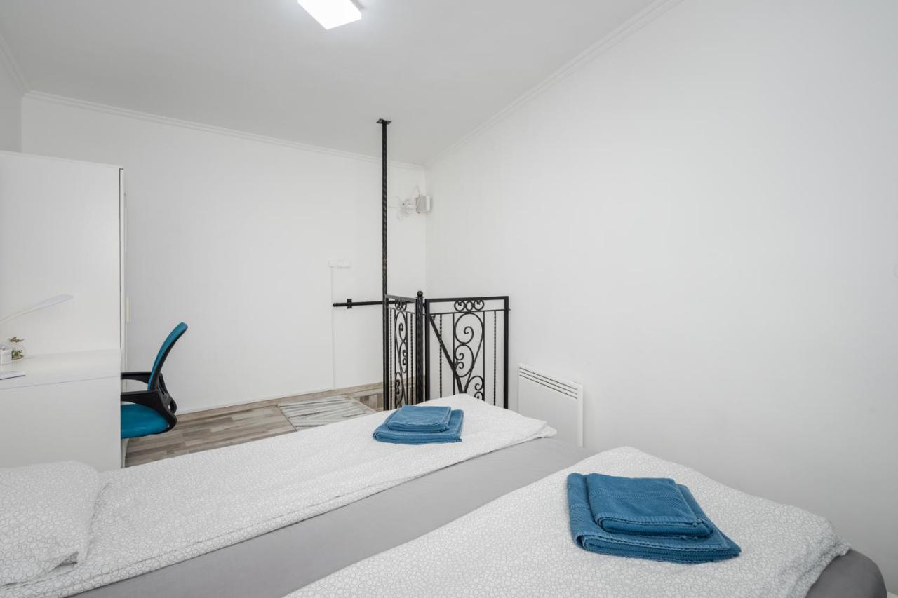 Bpr Simply Azure Apartment Budapest Luaran gambar