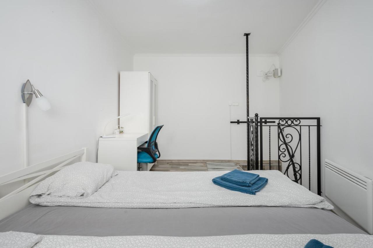 Bpr Simply Azure Apartment Budapest Luaran gambar