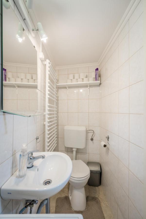 Bpr Simply Azure Apartment Budapest Luaran gambar