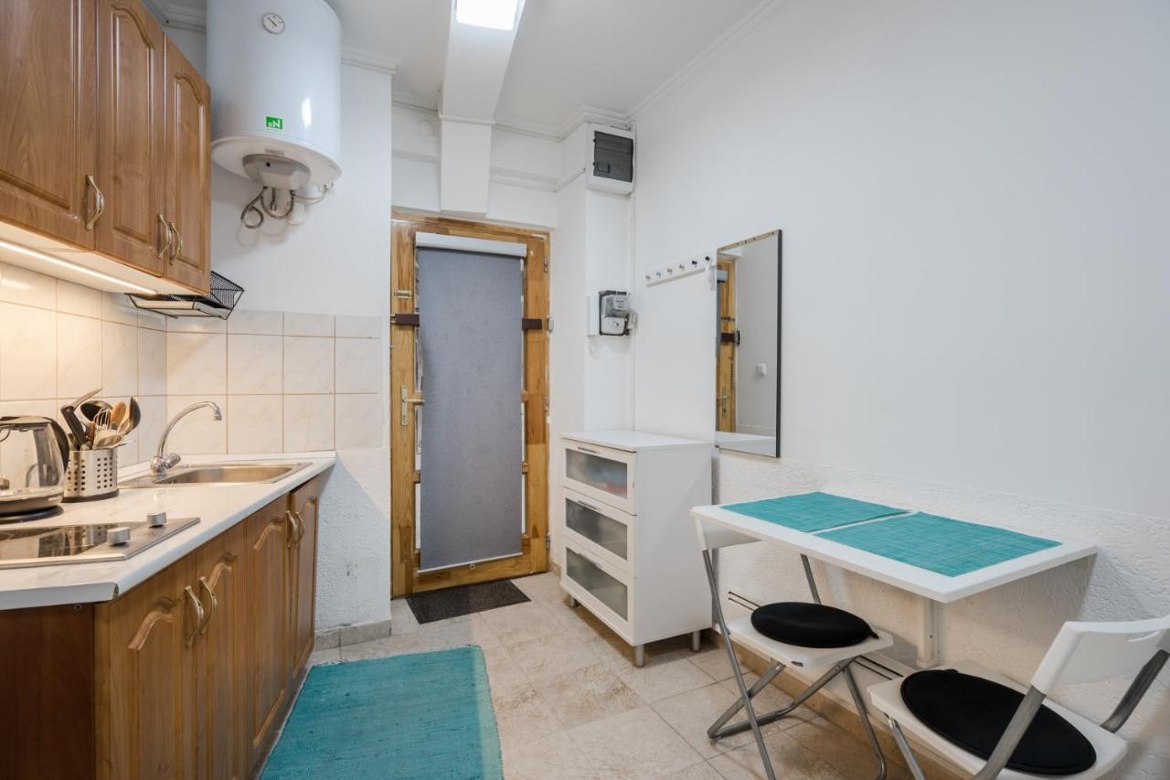 Bpr Simply Azure Apartment Budapest Luaran gambar
