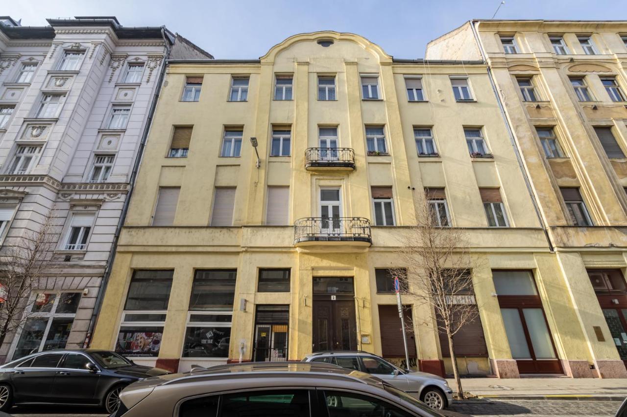 Bpr Simply Azure Apartment Budapest Luaran gambar
