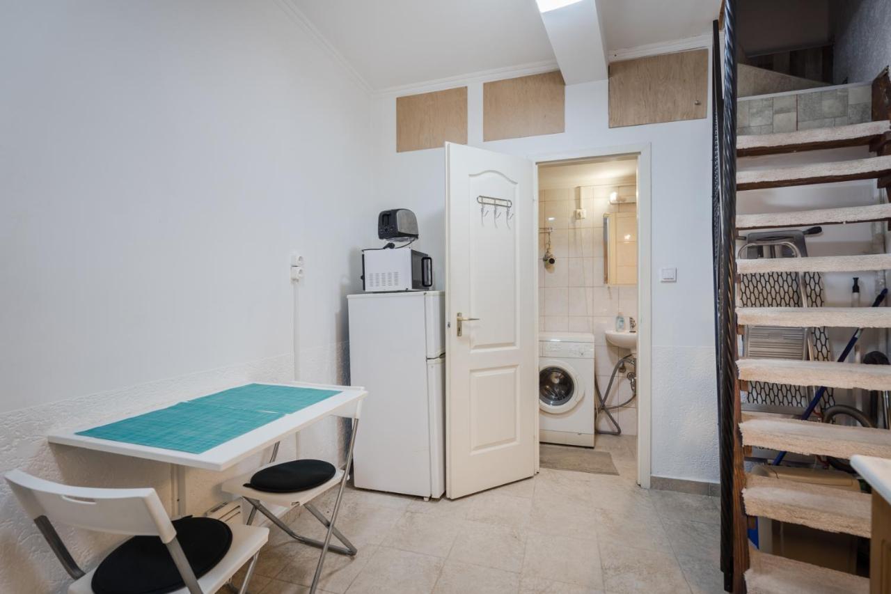 Bpr Simply Azure Apartment Budapest Luaran gambar
